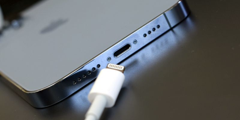 Apple подтвердила, что iPhone перейдут на USB-C