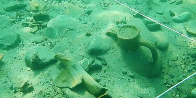 На дне Чёрного моря нашли множество артефактов возрастом 2400 лет